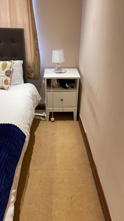 Shared House On Southmead Hotell Bristol Exteriör bild