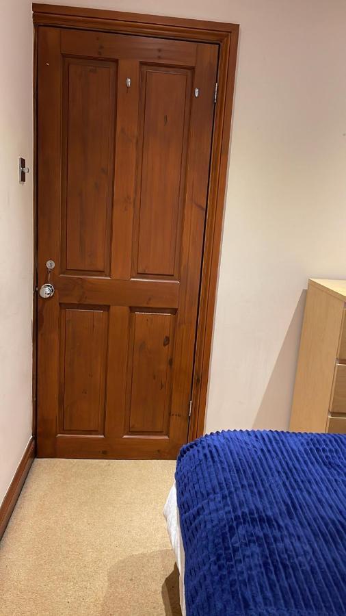 Shared House On Southmead Hotell Bristol Exteriör bild