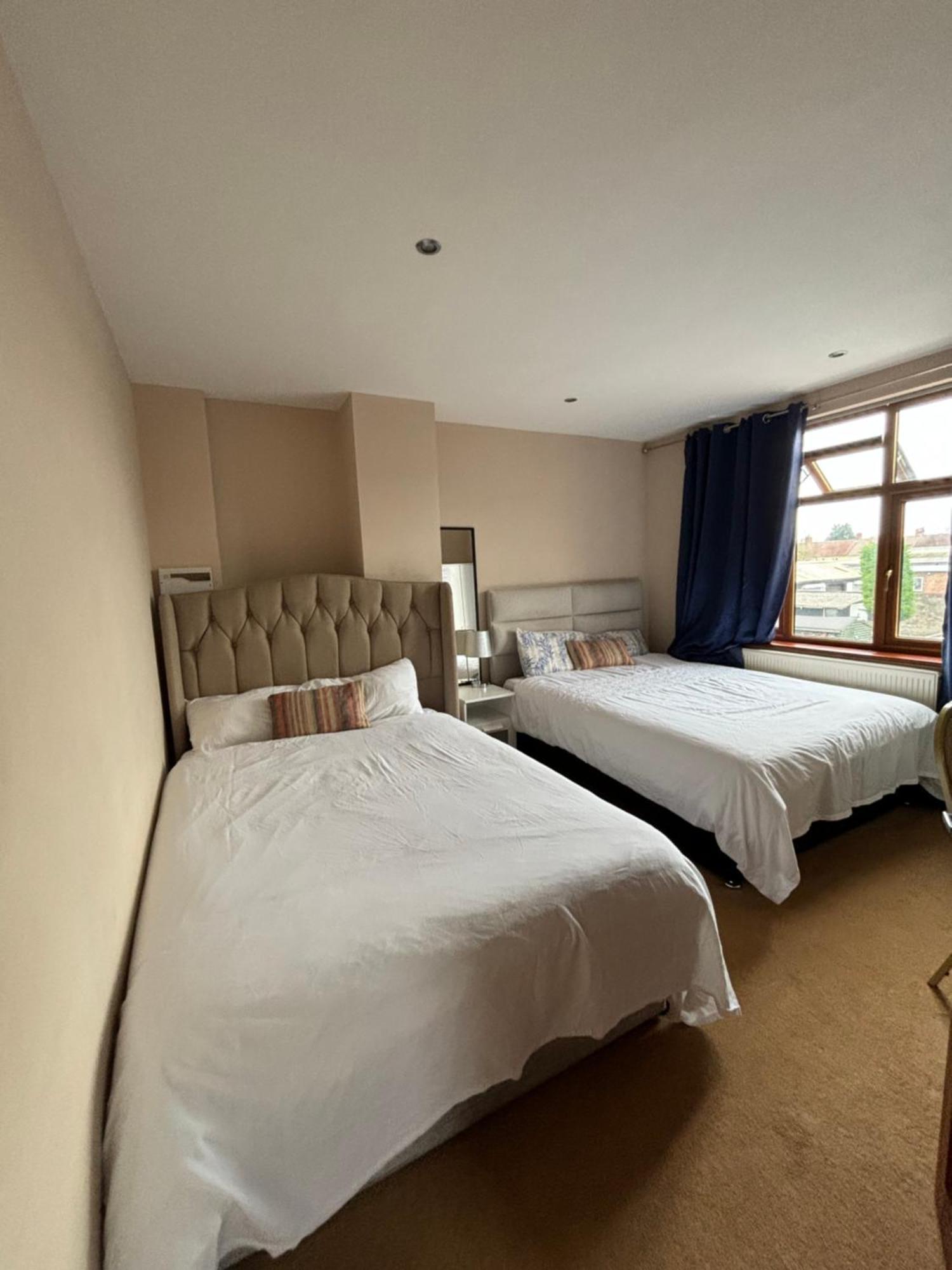 Shared House On Southmead Hotell Bristol Exteriör bild