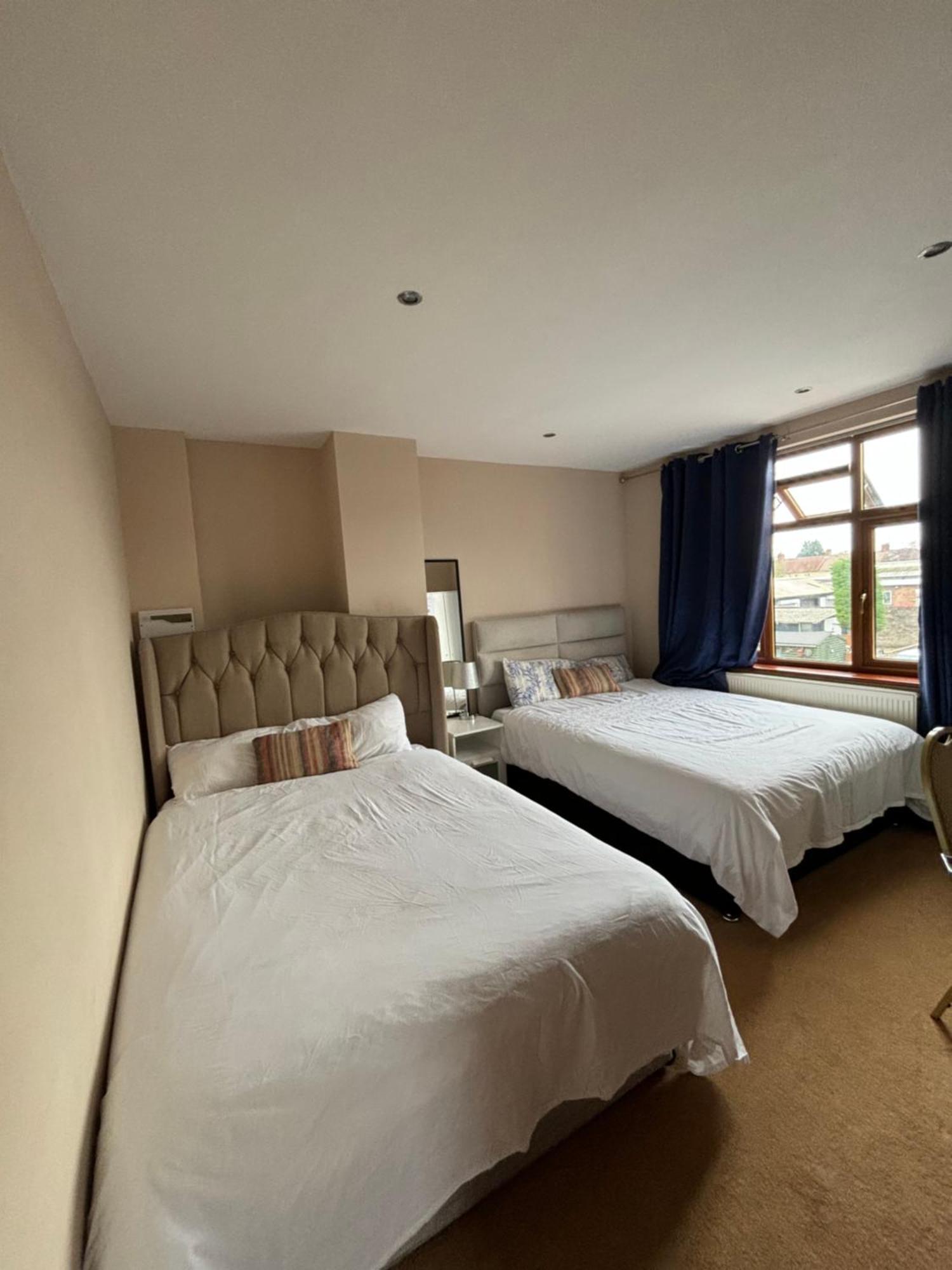 Shared House On Southmead Hotell Bristol Exteriör bild