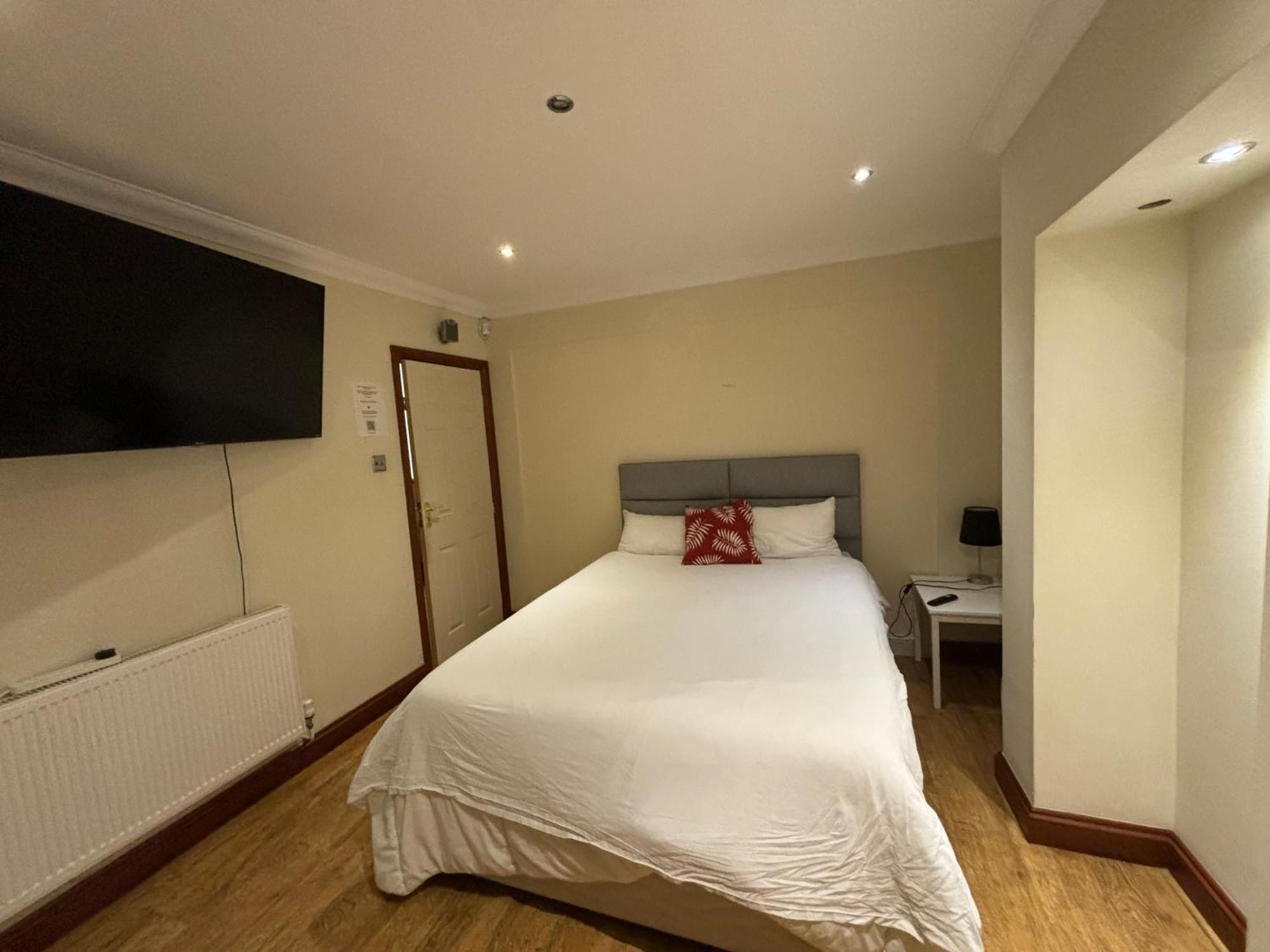 Shared House On Southmead Hotell Bristol Exteriör bild